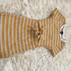 Stripped dress with knot